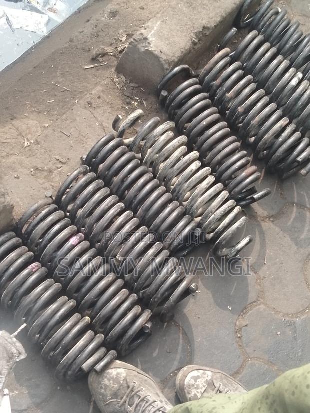 BMW E90 E46 Rear Coil Springs for Ground Clearance Each - thumbnail 2