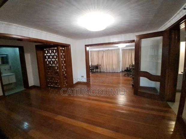 5bdrm Maisonette in Gateway Mall Area for rent - thumbnail 6