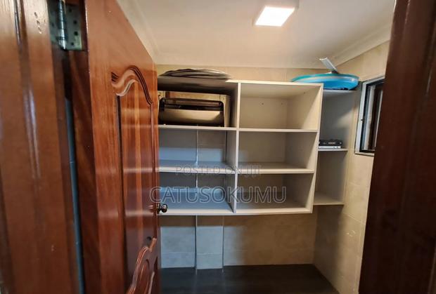5bdrm Maisonette in Gateway Mall Area for rent - thumbnail 9