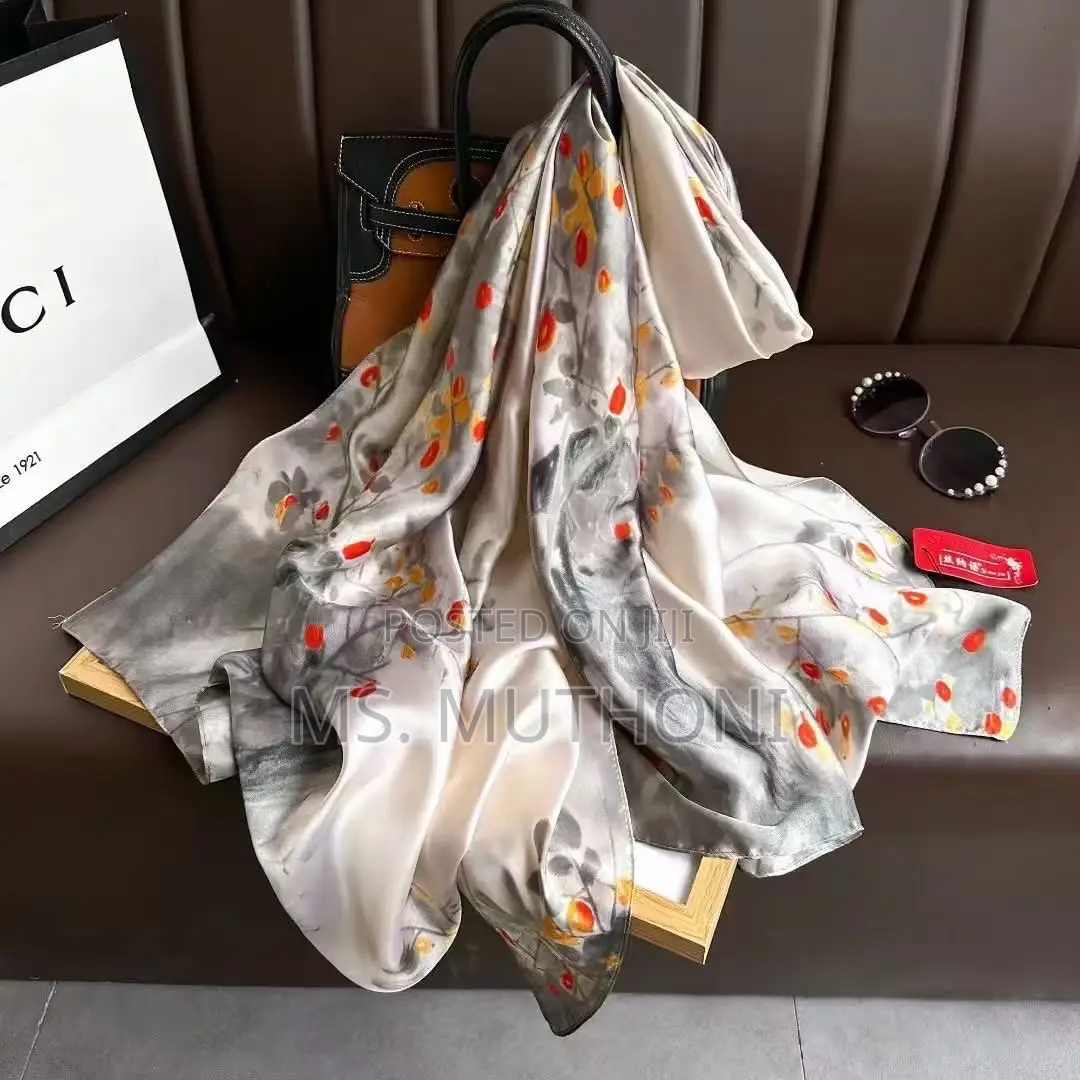 Beautiful Floral Quality Ladies Silk Scarf 