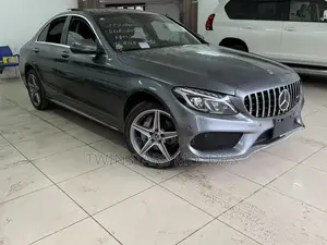 Mercedes-Benz C200 2018 Gray