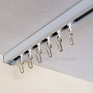Straight Very Strong Curtain Rail Mounted on the Ceiling