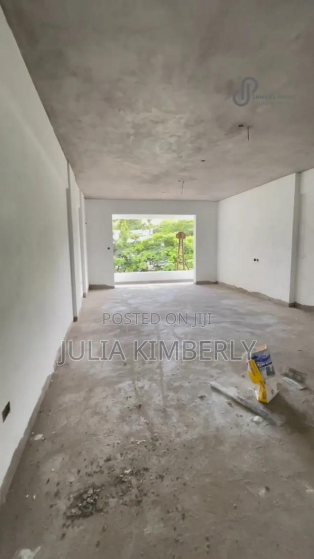 2bdrm Block of Flats in Tudor for sale - thumbnail 7