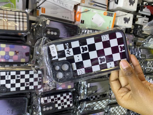 Fabriker Plush Scottish Tartan Grid Stripe iPhone 14 Case - thumbnail 3