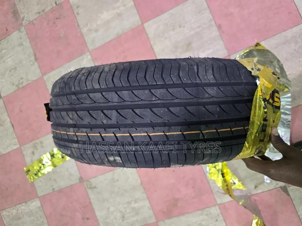 205/55r16 Lenstone Tyre - thumbnail 2