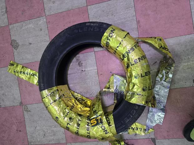 205/55r16 Lenstone Tyre - thumbnail 3