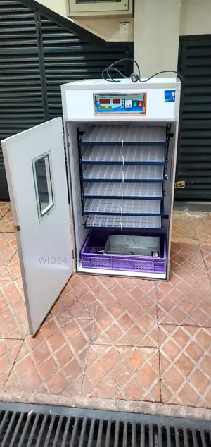 528 Eggs Incubator Single Function Ac/Dc Powered