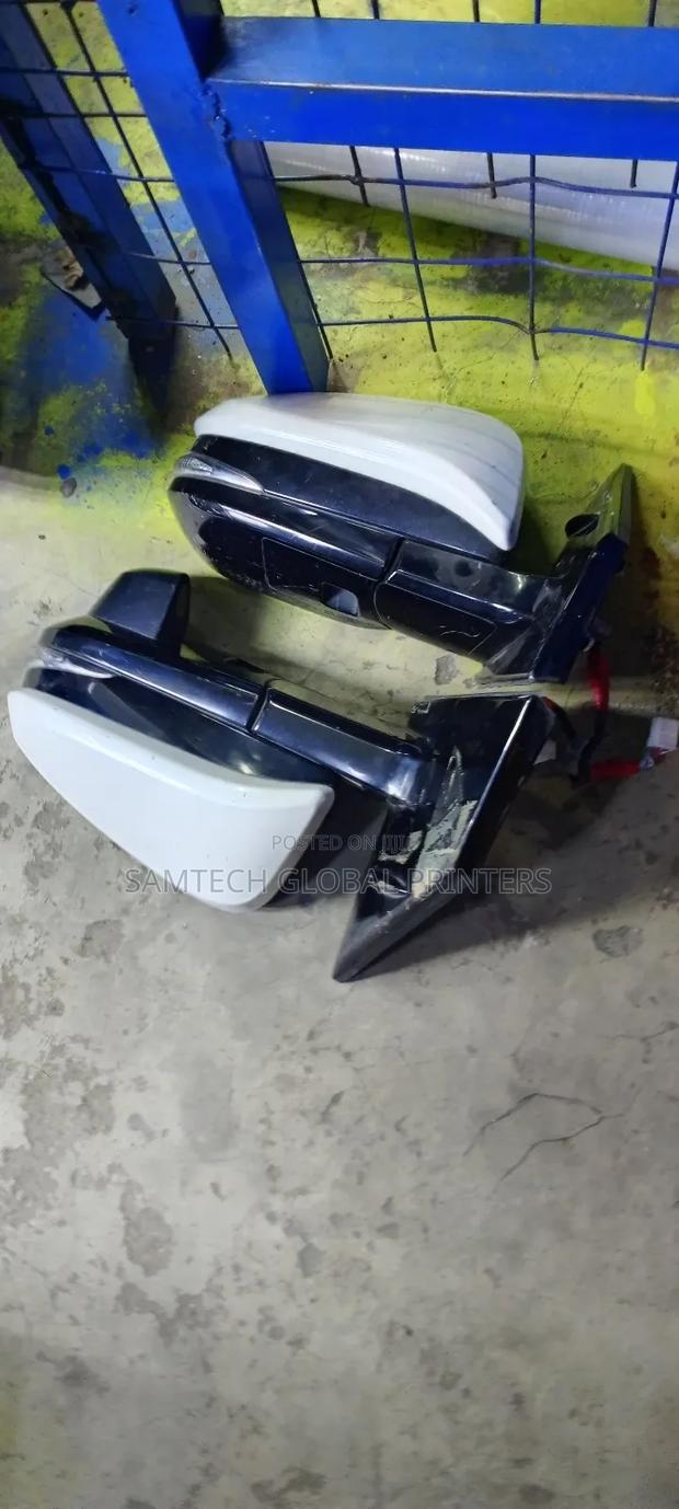Extra Ordinary Ex Japan Toyota Harrier Side Mirrors