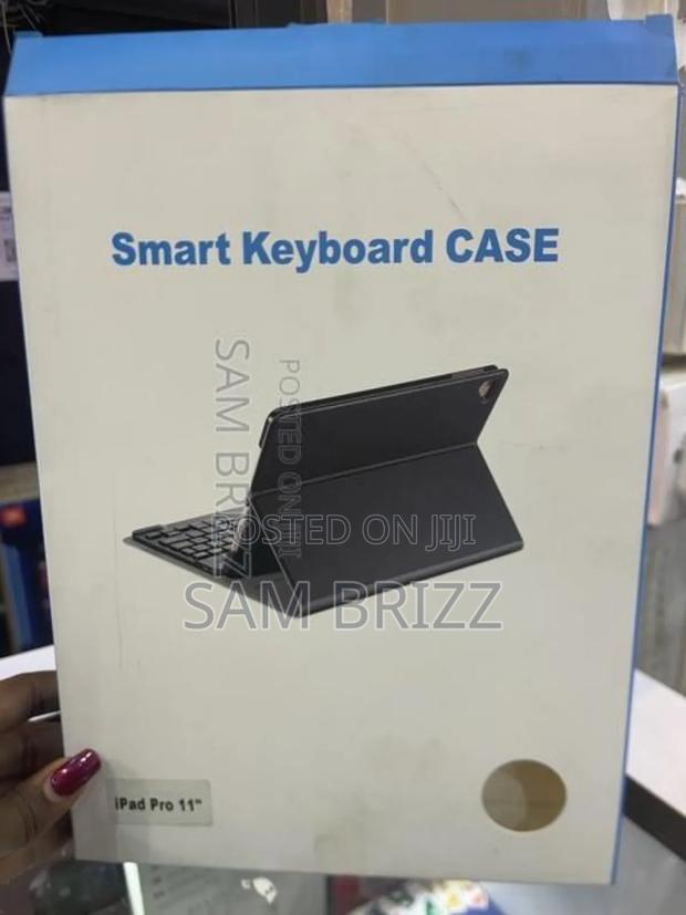 Smart Keyboard Case for iPad Pro 11 - thumbnail 2