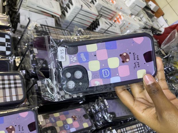 Guaydo Checkered Plaid Tartan Damier iPhone 15 Case - thumbnail 2