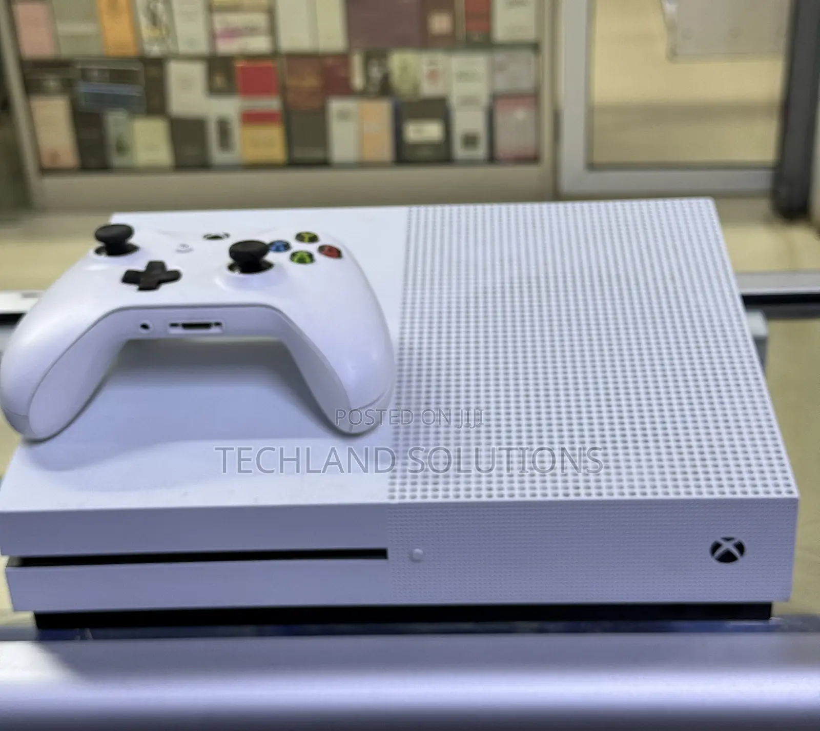 Well Kept Xbox One S