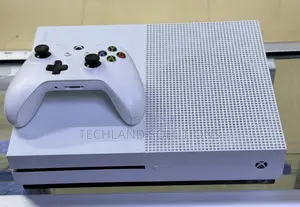 Well Kept Xbox One S