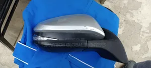 Extra Ordinary Ex Japan Toyota Noah Side Mirrors