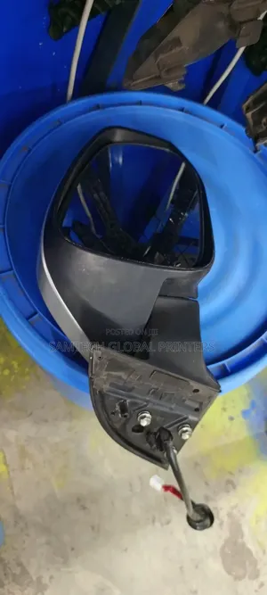 Top Tier Ex Japan Toyota Noah Side Mirrors