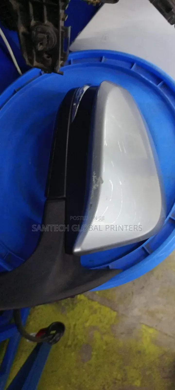 Genuinely Quality Toyota Noah Side Mirrors