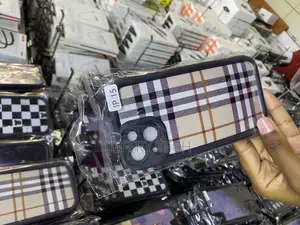Rertina Tartan Damier Chessboard iPhone 15 Case