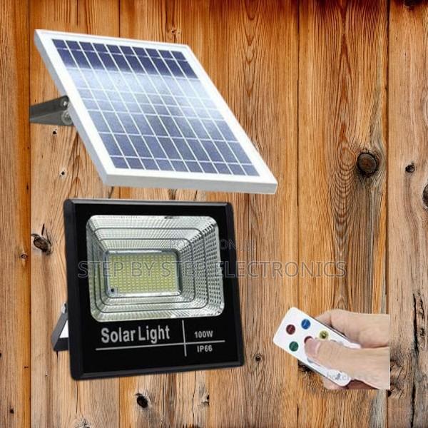 Multiple Control 100w Outdoor Security Led Solar Flood Light