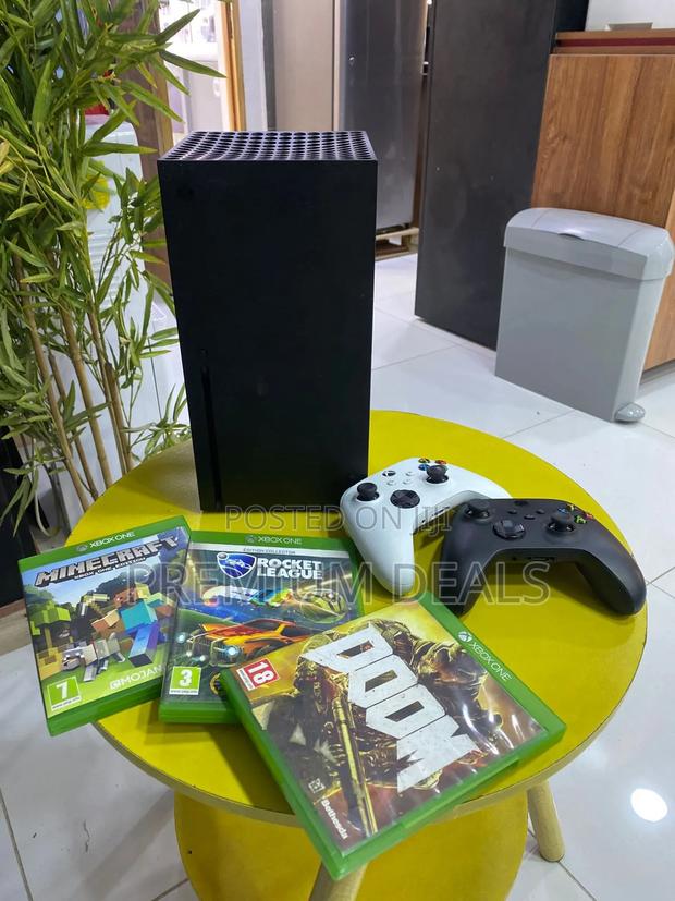 Xbox Series X Ex Uk in Mint Condition