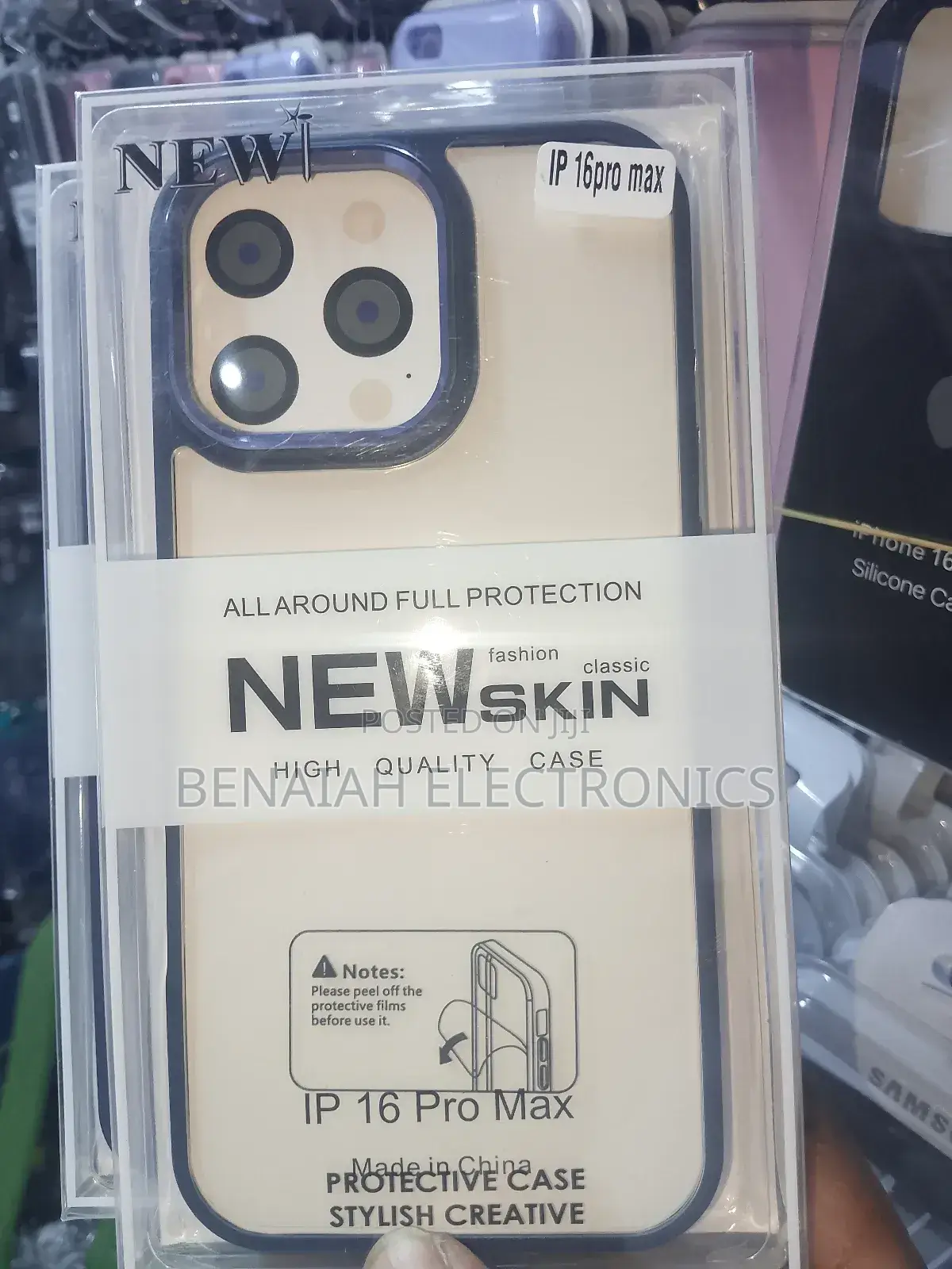 iPhone 16 Pro Max Elegant Clear High Quality Case.