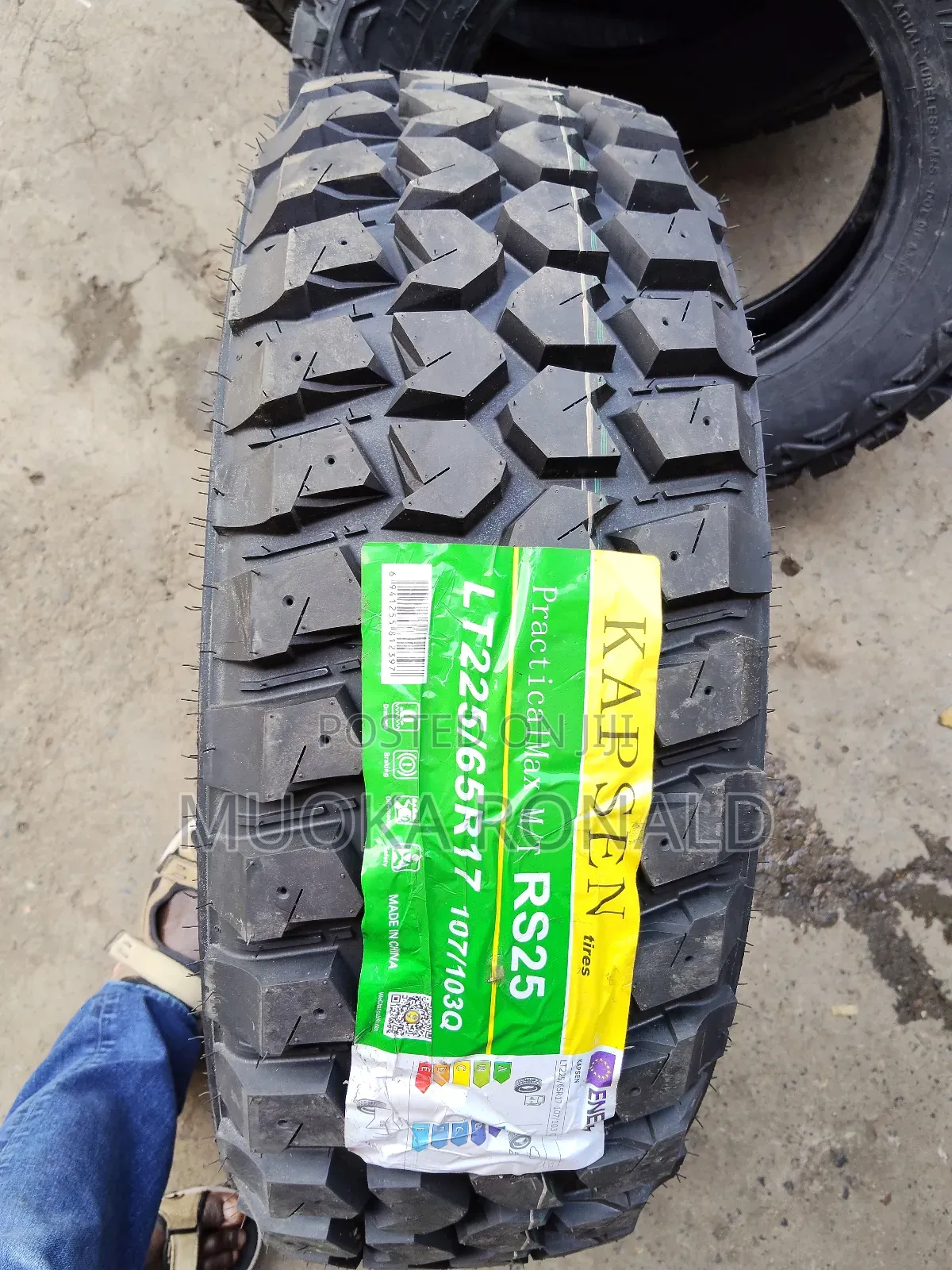 225/65r17 Kapsen Tyre (M/T