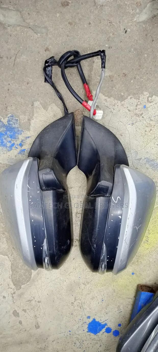 Exquisite Super Standard Toyota Noah 2015 Side Mirror