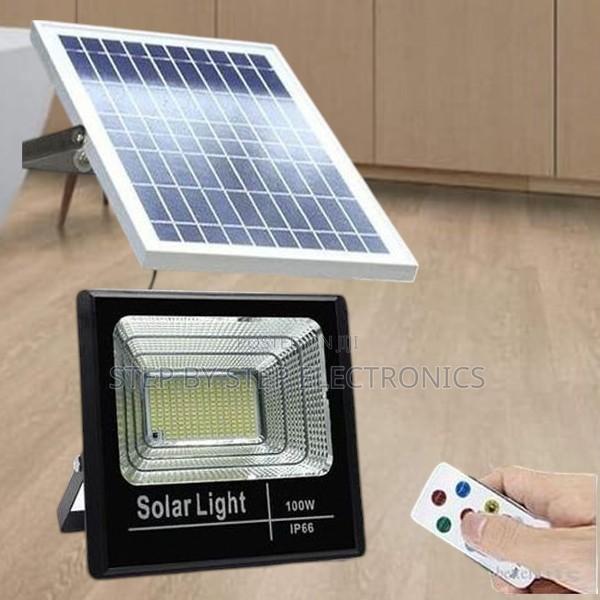 Best Performance 100w Outdoor Security Led Solar Flood Light - thumbnail 2