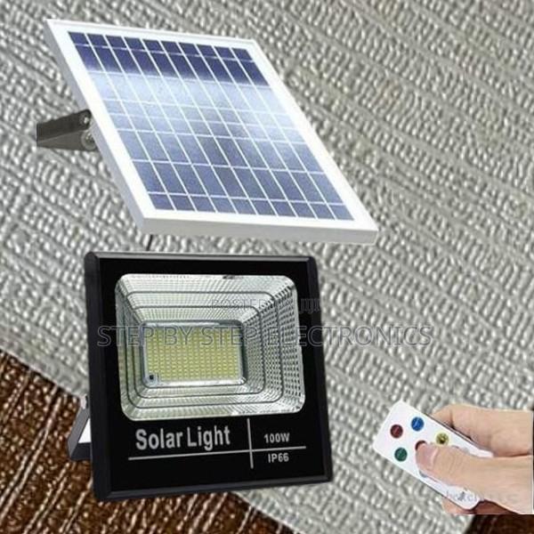 High-Powered 100w Outdoor Security Led Solar Flood Light - thumbnail 2