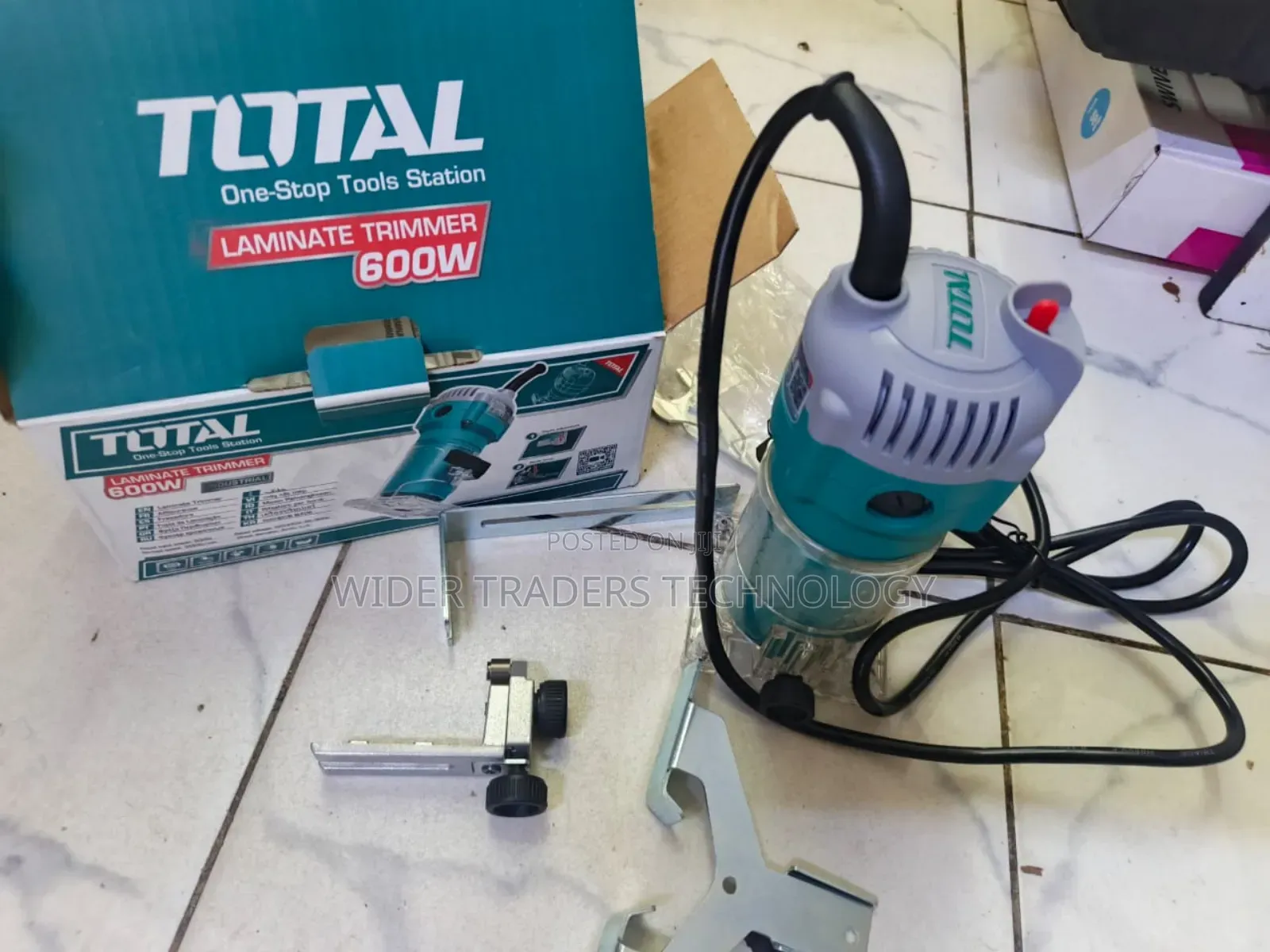 Total Tlt6001 600w Laminate Trimmer