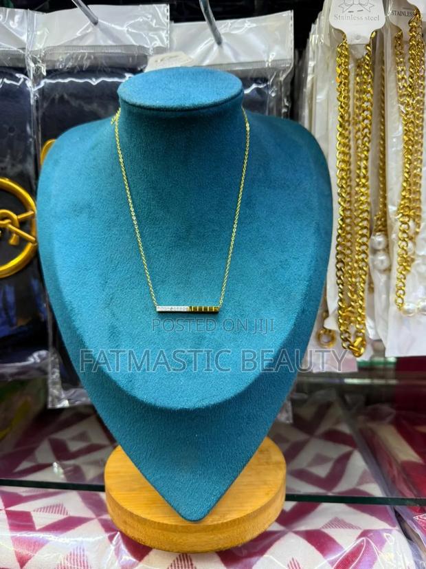 No Fading Necklaces - thumbnail 2