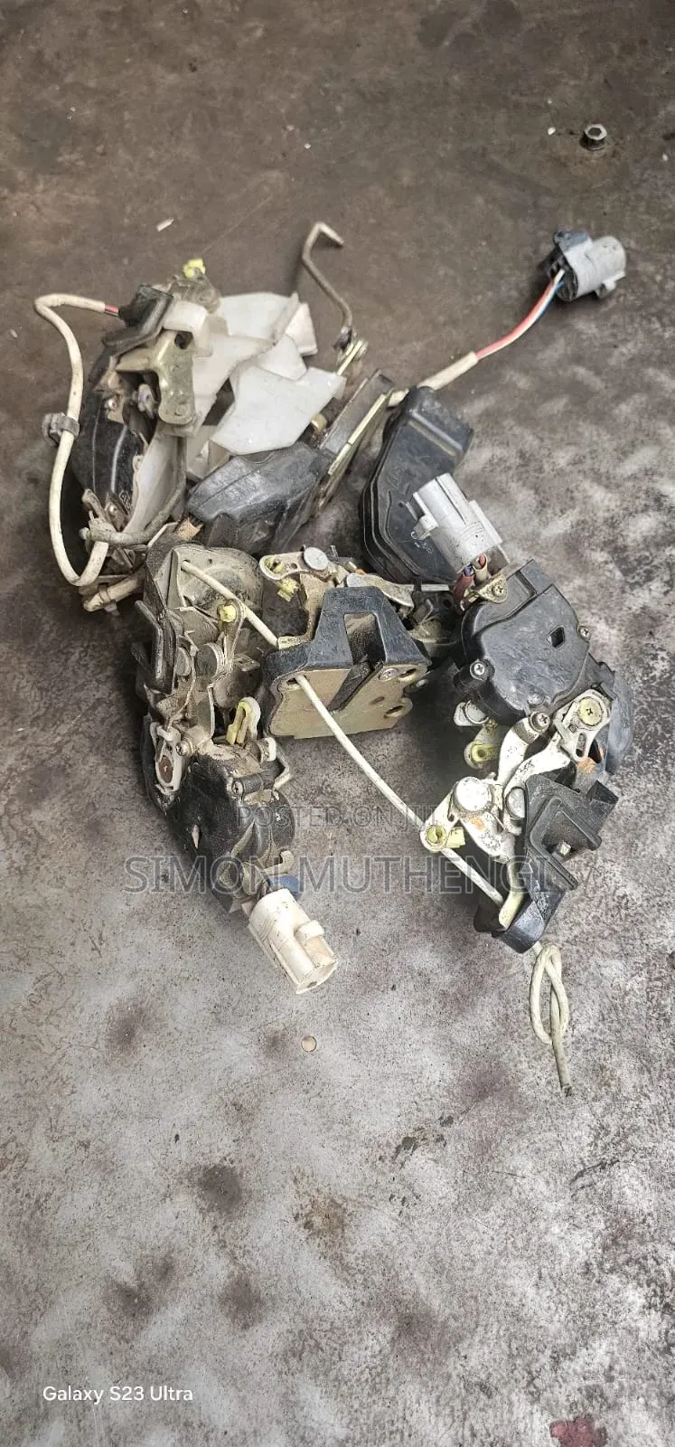 Reliable Toyota 100 and 110 Door Locks