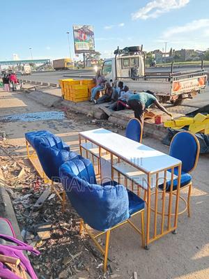 Double Nails Tables With Four Styling Seats - thumbnail 2