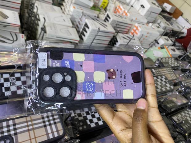 Lattice Plaid Tartan Damier iPhone 14 Pro Multicolor Case - main view