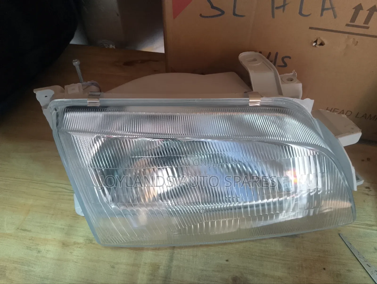 Caldina Nyama Headlamp Ordinary (Glass)
