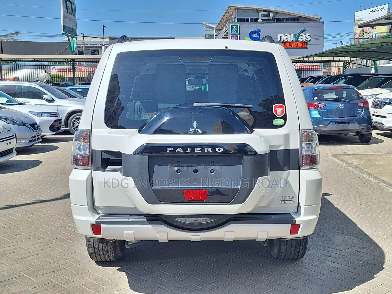 Mitsubishi Pajero 2019 White