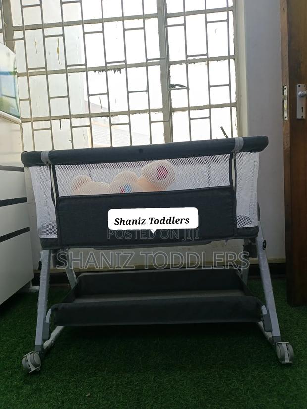Next-to-Me Bassinet / Baby Bed - main view