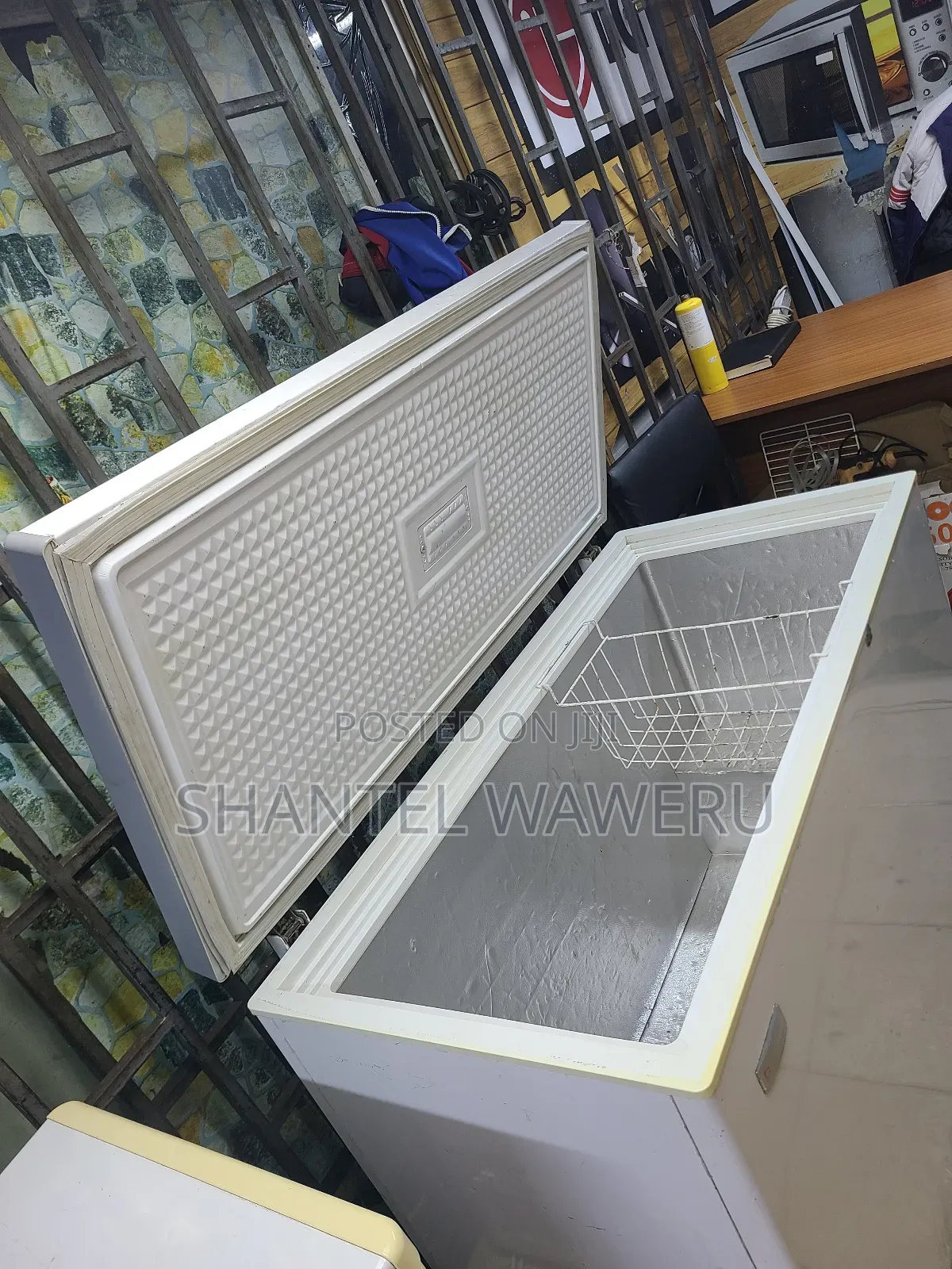 Exuk Biggest Chest Freezer 430litres
