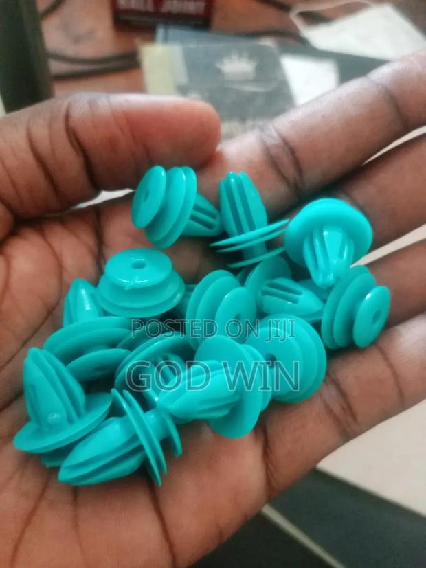 Body Clips