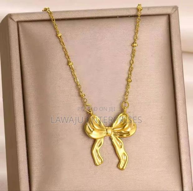 Hypoallergenic Necklace - thumbnail 2