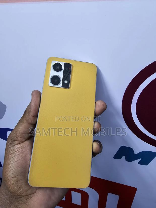 Oppo Reno 256 GB Yellow - main view