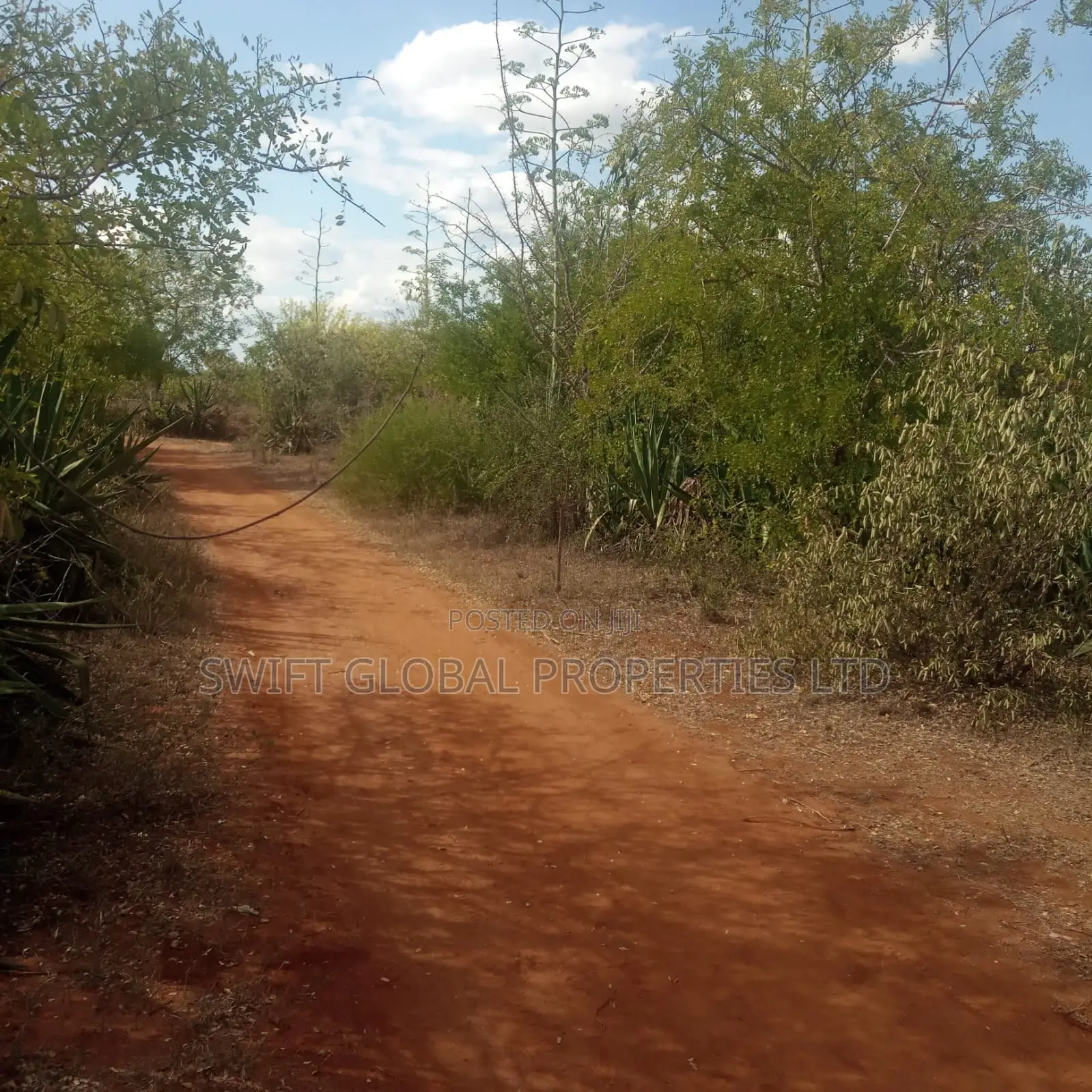 195 Acres Is Available for Sale in Makindu Amref University