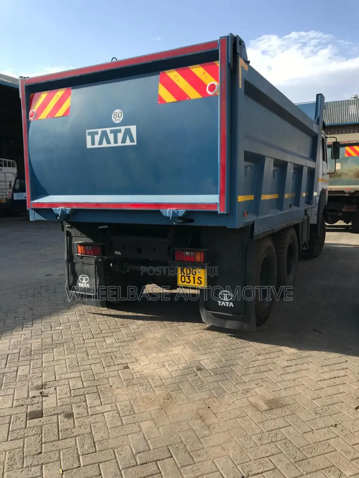 Tipper Trucks for Hire Available, Both Short and Long-Term