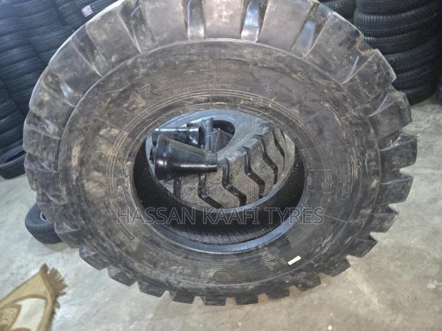 17.5-25 Roadlion Tyre Agriculture Tyre - thumbnail 3