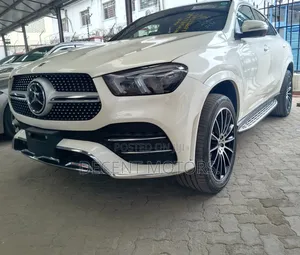 Mercedes-Benz GLE-Class GLE 400d 4MATIC 2020 White
