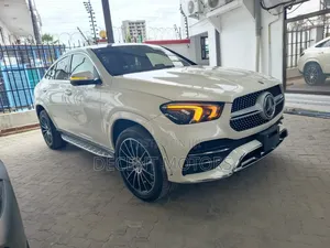 Mercedes-Benz GLE-Class GLE 400d 4MATIC 2020 White