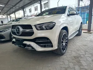 Mercedes-Benz GLE-Class GLE 400d 4MATIC 2020 White