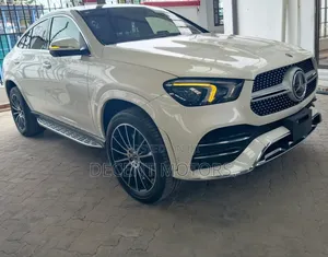 Mercedes-Benz GLE-Class GLE 400d 4MATIC 2020 White