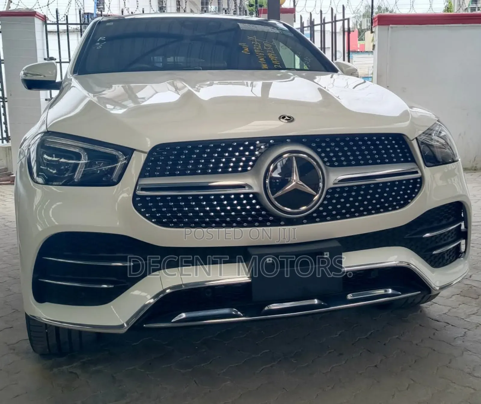 Mercedes-Benz GLE-Class GLE 400d 4MATIC 2020 White