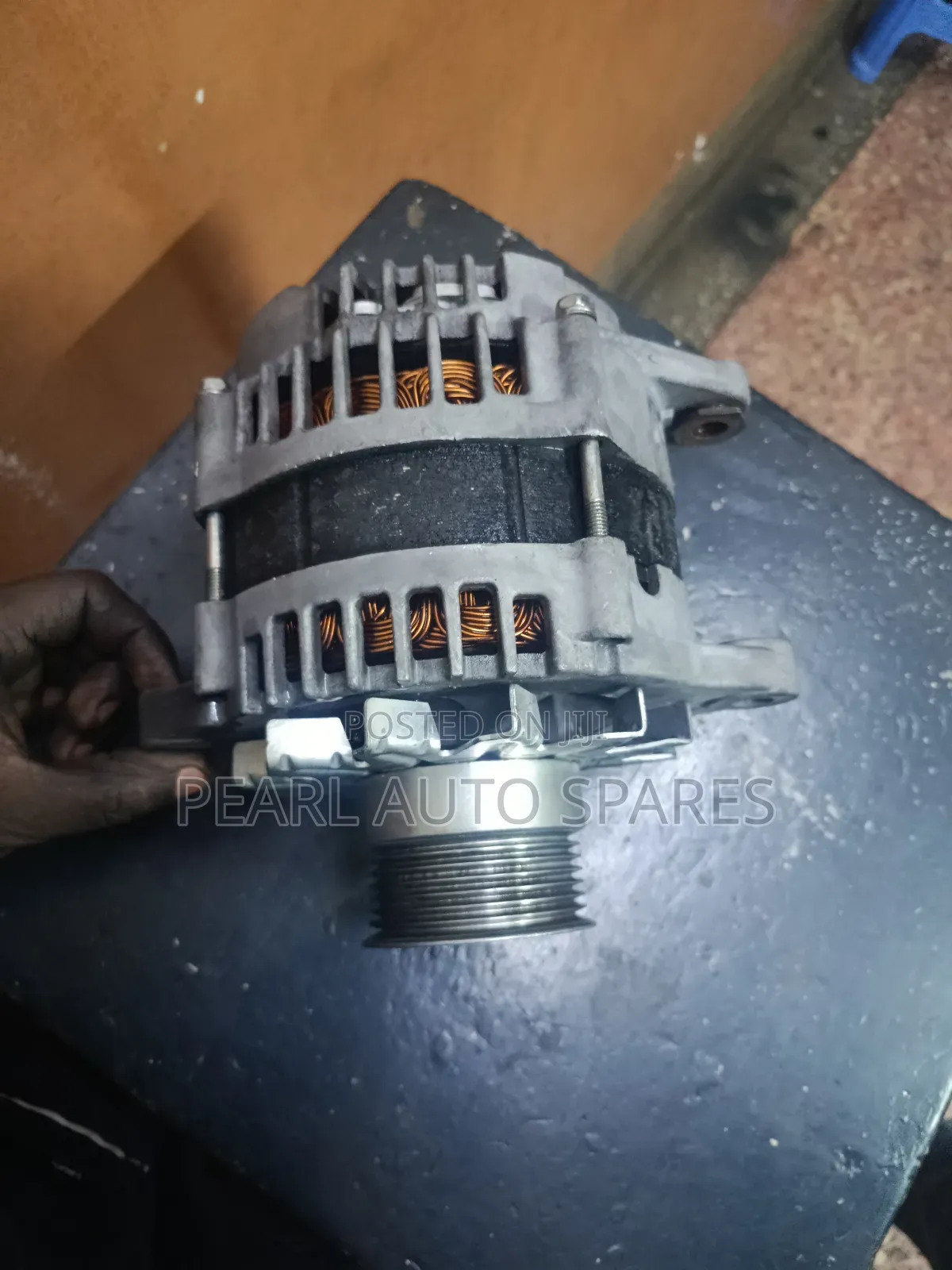 Alternator Isuzu Elf (Vuvuzela)