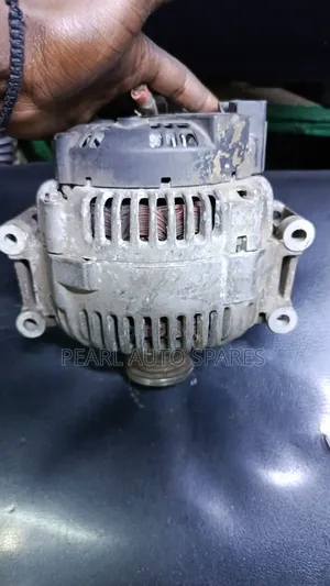 Alternator Mercedes W221