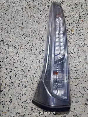 Nissan Serena Back Light 2010